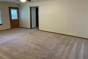 203 Oakwood Dr, Georgetown, TX 78628 - Photo 11