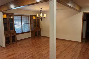 203 Oakwood Dr, Georgetown, TX 78628 - Photo 5
