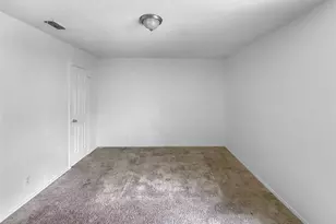 8611 Putnam Dr, Austin, TX 78757 - Photo 11