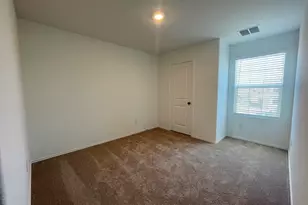 101 Hellcats Wy, Jarrell, TX 76537 - Photo 27