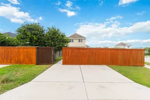 436 Spiny Lizard Ln, San Marcos, TX 78666 - Photo 33