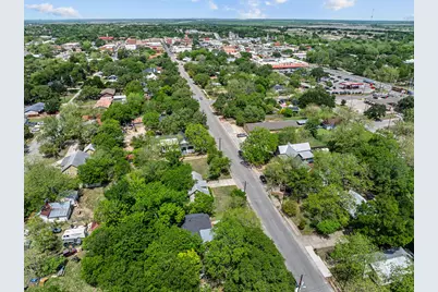 621 S Main Street, Lockhart, TX 78644 - Photo 25
