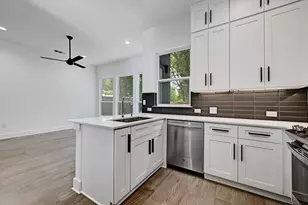 2308 Maxwell Ln, Austin, TX 78741 - Photo 3