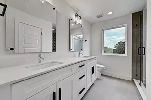 2308 Maxwell Ln, Austin, TX 78741 - Photo 9