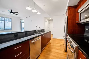 603 Davis St, Austin, TX 78701 - Photo 15