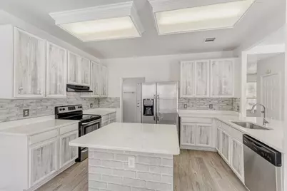 4508 Peach Grove Road, Austin, TX 78744 - Photo 9