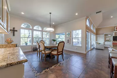 9201 Silver Pine Cove, Austin, TX 78733 - Photo 9