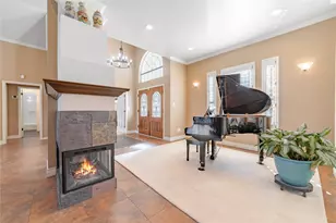 9201 Silver Pine Cove, Austin, TX 78733 - Photo 5