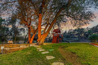 9201 Silver Pine Cove, Austin, TX 78733 - Photo 3