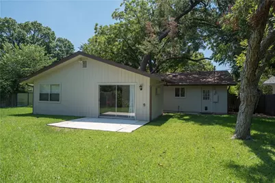 2902 Silverleaf Drive, Austin, TX 78757 - Photo 29
