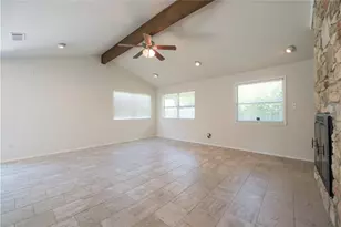 2902 Silverleaf Dr, Austin, TX 78757 - Photo 13