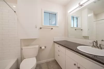 2902 Silverleaf Drive, Austin, TX 78757 - Photo 21