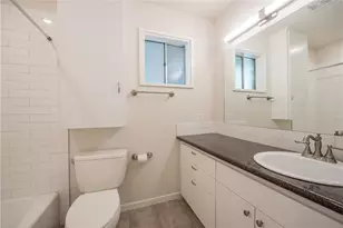 2902 Silverleaf Dr, Austin, TX 78757 - Photo 21