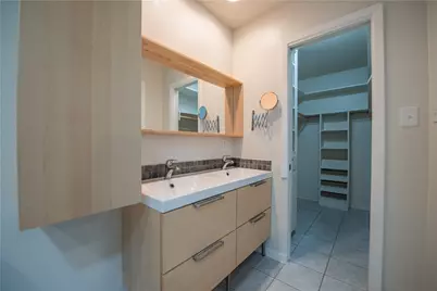 2902 Silverleaf Drive, Austin, TX 78757 - Photo 17