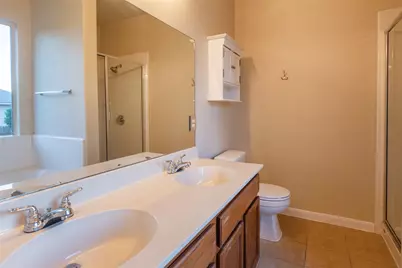 11512 Flushwing Drive, Austin, TX 78754 - Photo 9