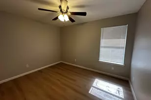 2906 Kestrel Dr, Austin, TX 78745 - Photo 17