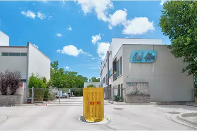 4801 S Congress Avenue #H1, Austin, TX 78745 - Photo 3