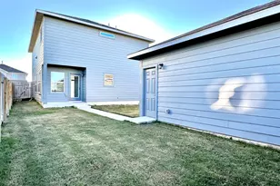 213 Bent Creek Dr, Hutto, TX 78634 - Photo 23