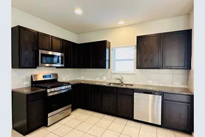 213 Bent Creek Drive, Hutto, TX 78634 - Photo 7