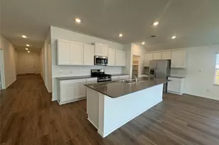 176 Mayacama Loop, San Marcos, TX 78666 - Photo 5