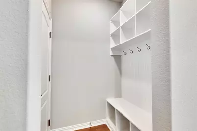 13709 Tucker Hedge Pass, Elgin, TX 78621 - Photo 11