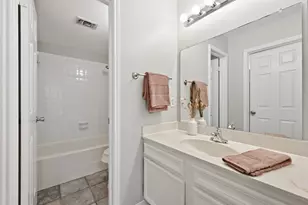1601 Faro Dr, Austin, TX 78741 - Photo 13