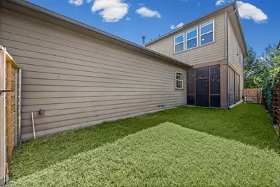 1518 Frontier Valley Drive, Austin, TX 78741 - Photo 31