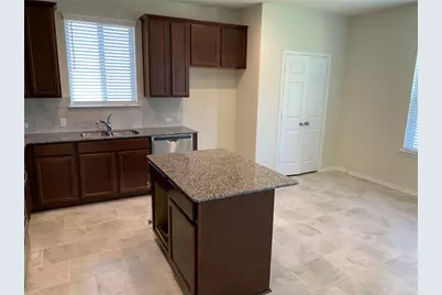 105 Berkeley Place, Georgetown, TX 78628 - Photo 5