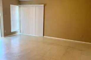 811 Lexington Rd, Elgin, TX 78621 - Photo 3