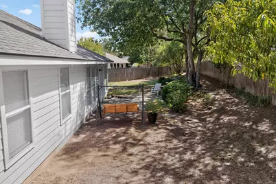 906 Hollow Trail Court, Round Rock, TX 78664 - Photo 35