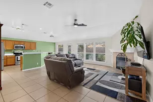 906 Hollow Trail Ct, Round Rock, TX 78664 - Photo 11