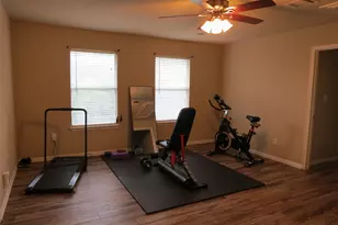 402 Las Colinas Dr, Leander, TX 78641 - Photo 13