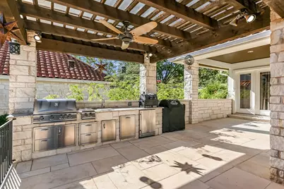 1817 Kingfisher Ridge Cove, Lago Vista, TX 78645 - Photo 25