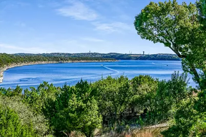 1817 Kingfisher Ridge Cove, Lago Vista, TX 78645 - Photo 31