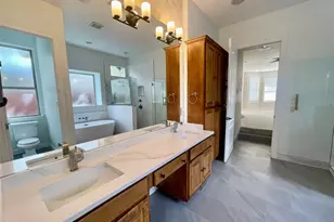 1014 Challenger, Lakeway, TX 78734 - Photo 11