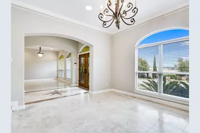 1014 Challenger, Lakeway, TX 78734 - Photo 5