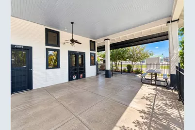400 W 2nd Street, Taylor, TX 76574 - Photo 1