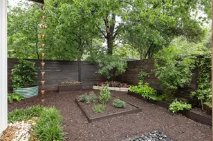 1310 Choquette Dr, Austin, TX 78757 - Photo 29