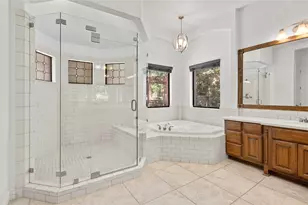 1909 Lakecliff Hills Ln, Austin, TX 78732 - Photo 17