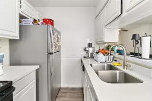 2409 Leon St, Austin, TX 78705 - Photo 9