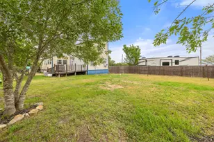 3210 Co Rd 226, Giddings, TX 78942 - Photo 23