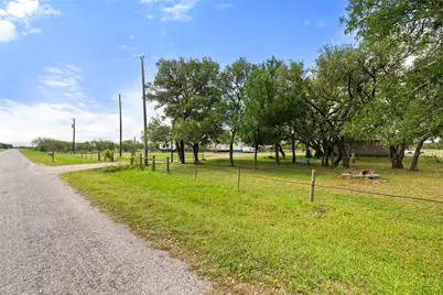 3210 County Road 226, Giddings, TX 78942 - Photo 29