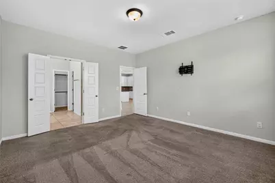 324 E Broade Street, Leander, TX 78641 - Photo 11