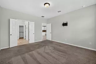 324 E Broade St, Leander, TX 78641 - Photo 11