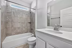 324 E Broade St, Leander, TX 78641 - Photo 9