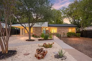 1418 Larkwood Dr, Austin, TX 78723 - Photo 1