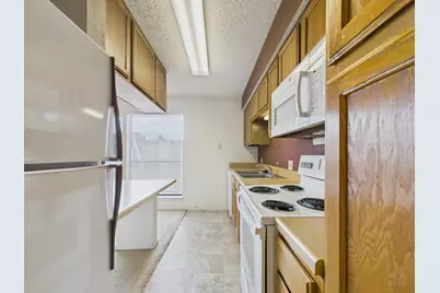 3115 Helms Street #301, Austin, TX 78705 - Photo 5