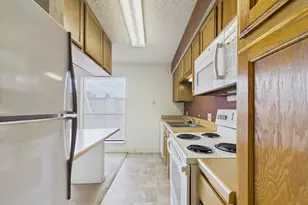 3115 Helms St, Austin, TX 78705 - Photo 5