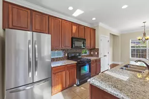 6715 Windrift Way Way, Austin, TX 78745 - Photo 13