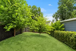 1705B Perez St, Austin, TX 78721 - Photo 25
